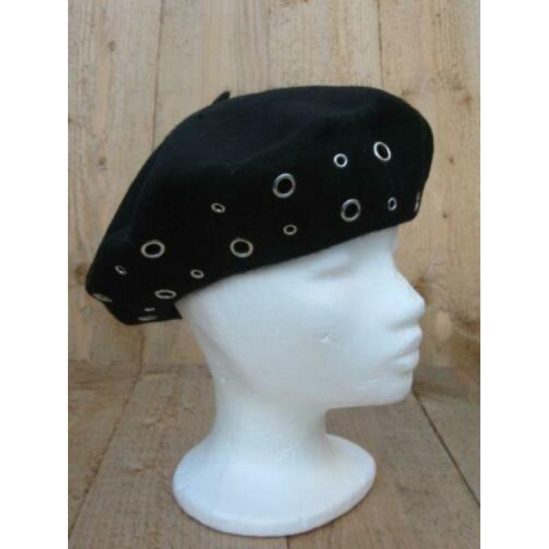 Zwarte dames baret met studs van Fiebig Maat L = 58