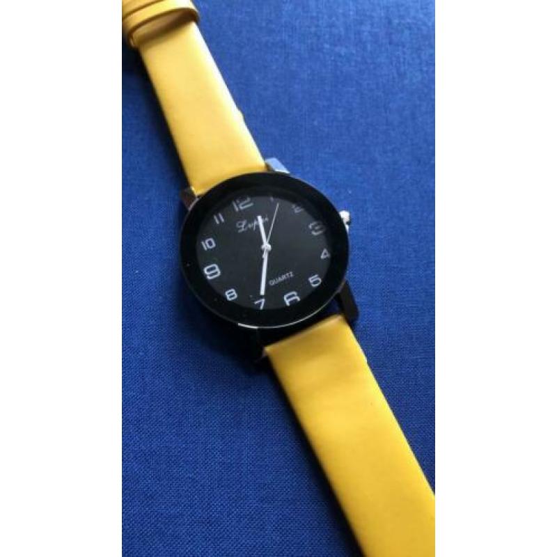 Dameshorloges, Lupai quartz, verschillende kleuren
