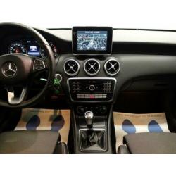 Mercedes-Benz A-Klasse 180 Urban AMG Line , Navi, Hleer, ECC