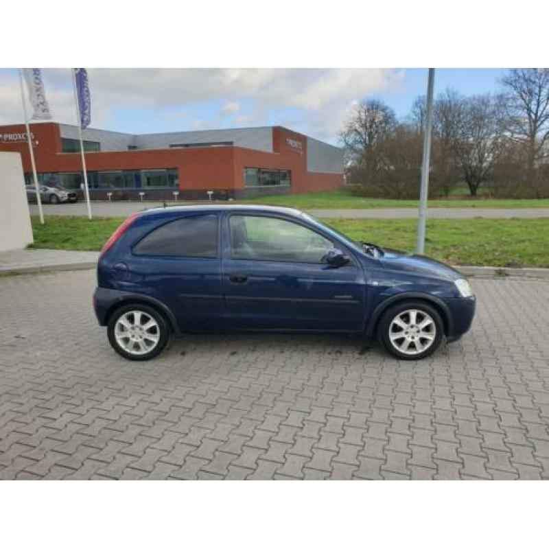 Opel Corsa 1.2 16V 3D 2001 Blauw