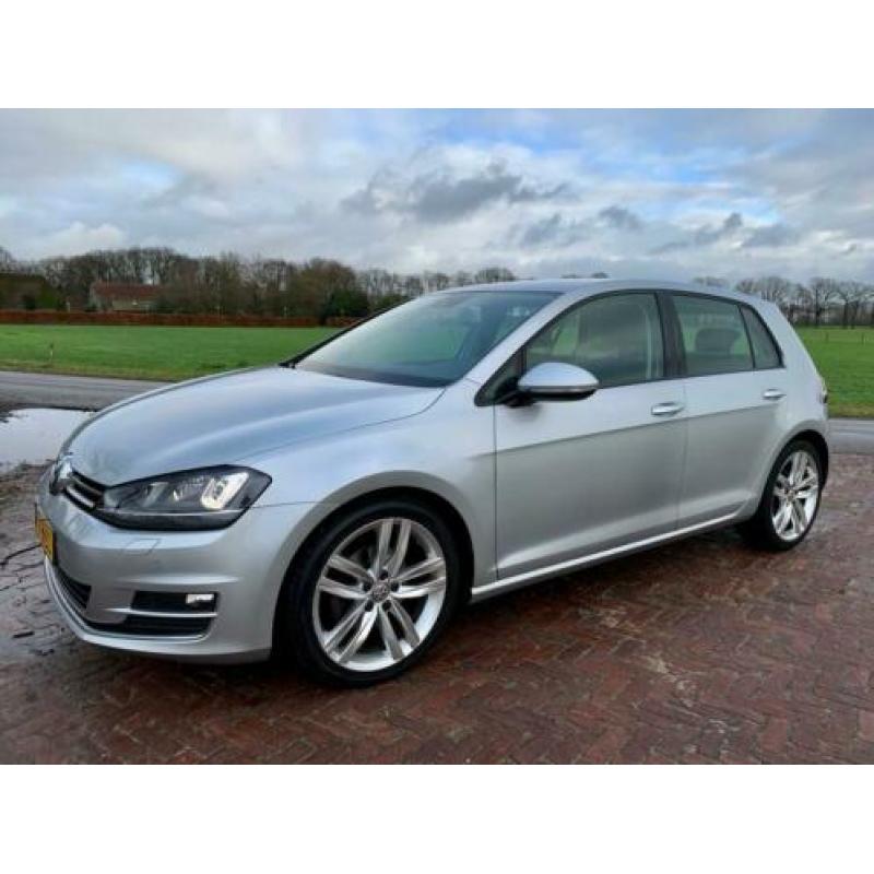 Volkswagen Golf 1.4 TSI ACT Highline 150PK DSG Automaat XENO