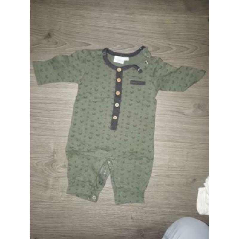 pakket babykleding
