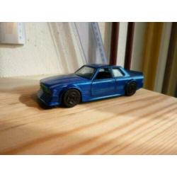 Mercedes-Benz 450 SLC van Bburago 1:43