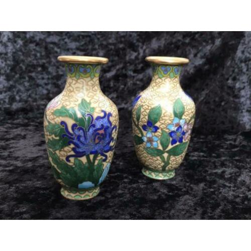 Verzameling cloisonné vazen lamp doosjes en dekselpot