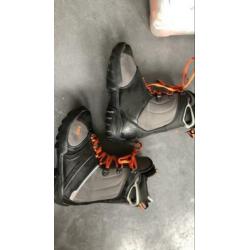 Snowboard schoenen maat 43