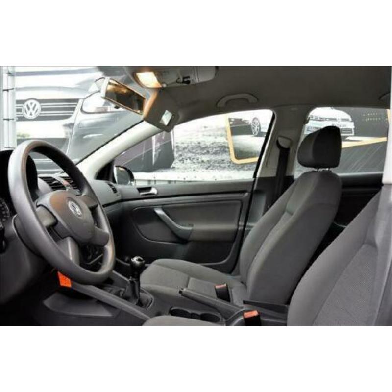 Volkswagen Golf 1.6 FSI 116pk Comf.line AIRCO CRUISE ZWART