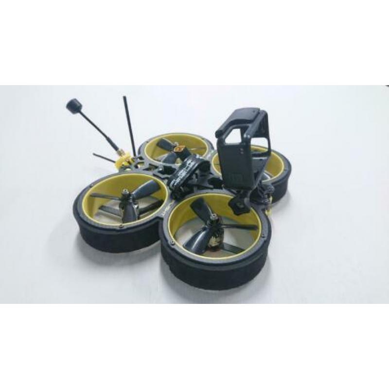 FPV drone cinewhoop