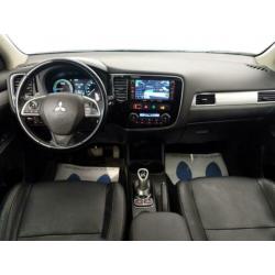 Mitsubishi Outlander 2.0 PHEV INSTYLE + 4WD Autom, Schuifdak
