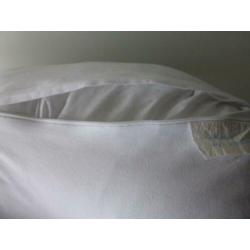 Nekkussen geeft u extra comfort br. 55, Hoog 45 en dik 15 cm