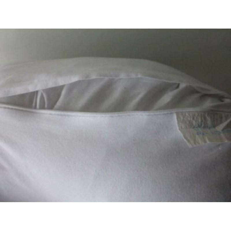 Nekkussen geeft u extra comfort br. 55, Hoog 45 en dik 15 cm