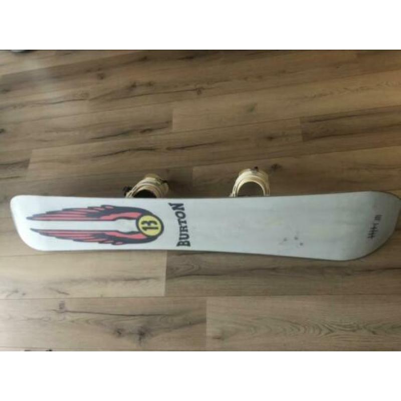 Snowboard Burton Asym air met Burton bindingen 157-159