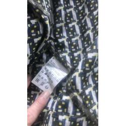 Mooie blouse van Benetton, mt m. Weinig gedragen. Mixed gr