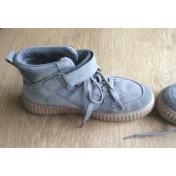 Stoere schoenen maat 38