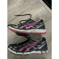 Asic hardloop schoenen maat 39.5 gympen