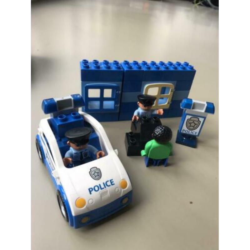 Duplo politie en helicopter