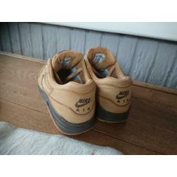 Nike Air Max Flax Wheat Pack Maat 45 bijna niet gedragen!