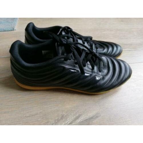 Zaalvoetbalschoenen maat 42