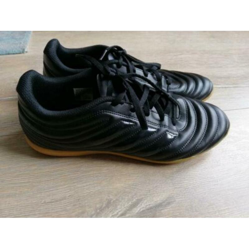 Zaalvoetbalschoenen maat 42