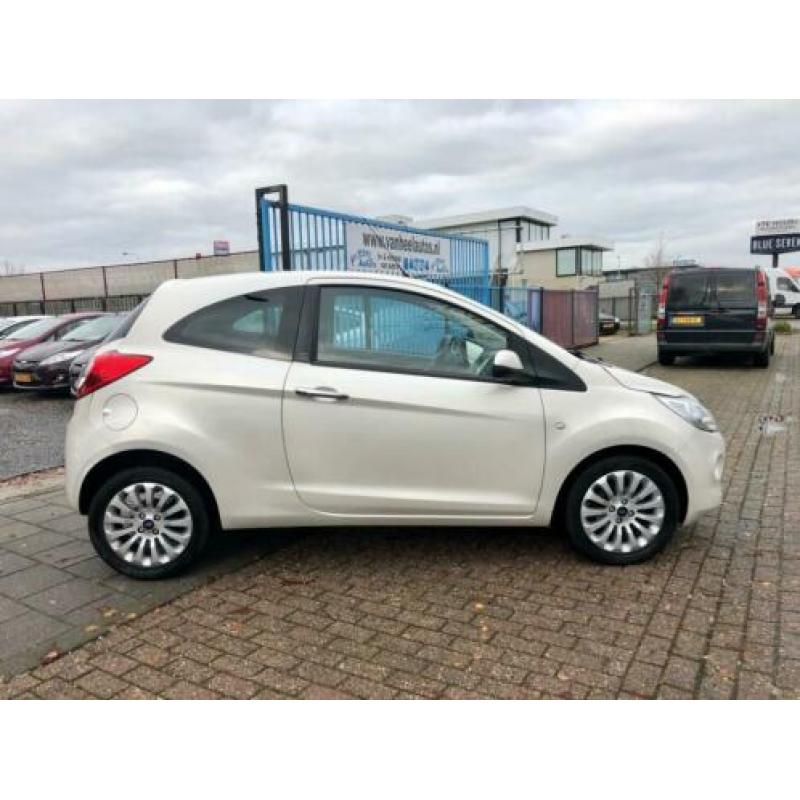 Ford Ka 1.2 Titanium A-C Elek Pakket Lmv Stoelvrm Parrot Nw