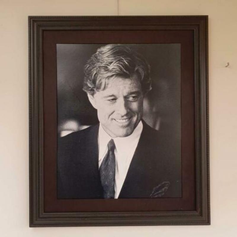 Groot decoratief portrait van Robert Redford, houten lijst,