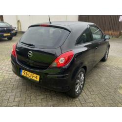 Opel Corsa 1.2-16V '111' Limited Edition met AIRCO ! NiEUWST