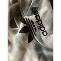 Adidas short helemaal nieuw maat 36 zwart zomer wit