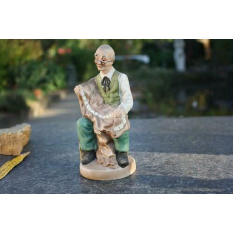 beeld kleermaker hoogte 16 cm