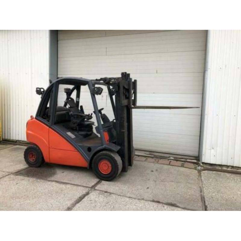 Linde H35T Triplo FREELIFT Containertruck (bj 2006)