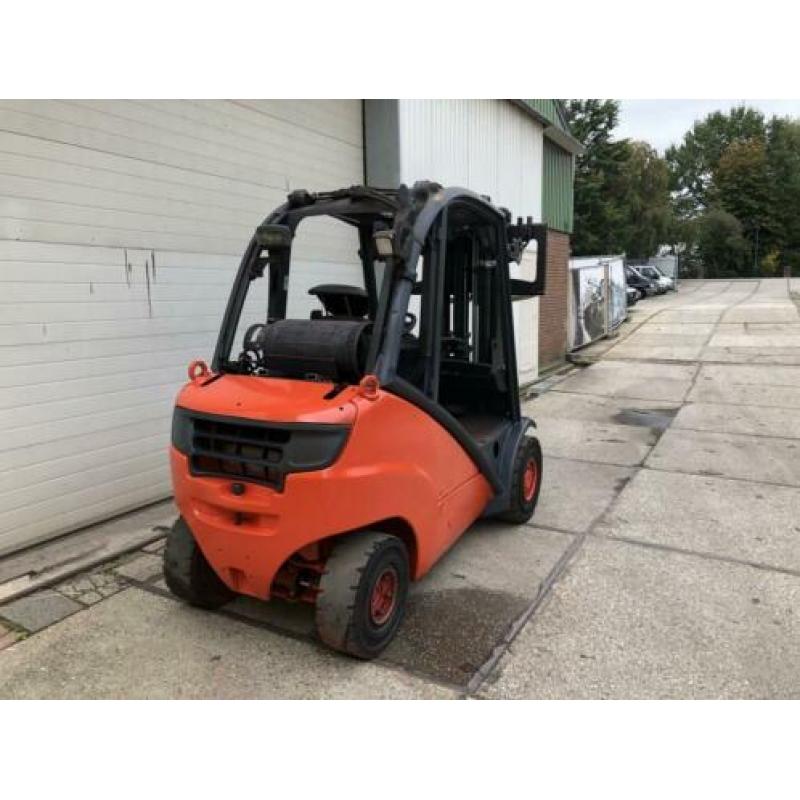 Linde H35T Triplo FREELIFT Containertruck (bj 2006)