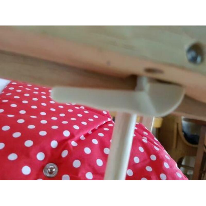 houten (massief) kinderstoel met nijntje verkleiner