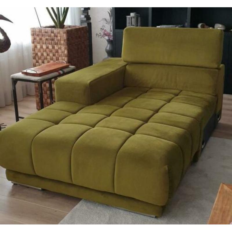 Loungebank model long chair 75 euro