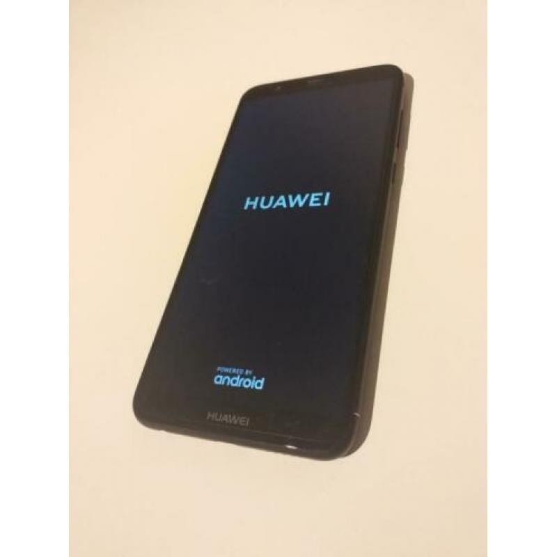 Huawei P Smart 2018 + 2 Screenprotectors + Hoesje