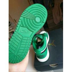 Nike air Jordan low pine green groen,36,5,Nieuw in doos!