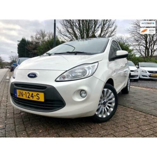 Ford Ka 1.2 Titanium A-C Elek Pakket Lmv Stoelvrm Parrot Nw