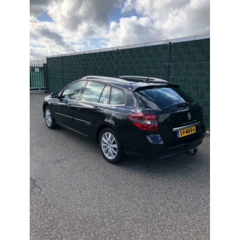 Renault Laguna 2.0 16V 103KW Estate 2010 Zwart