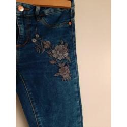 Skinny Jeans bloemen maat 34