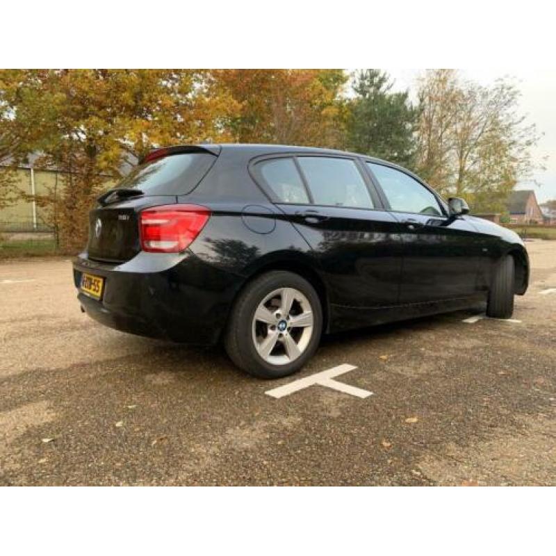 bmw 116i Sport / 136 pk