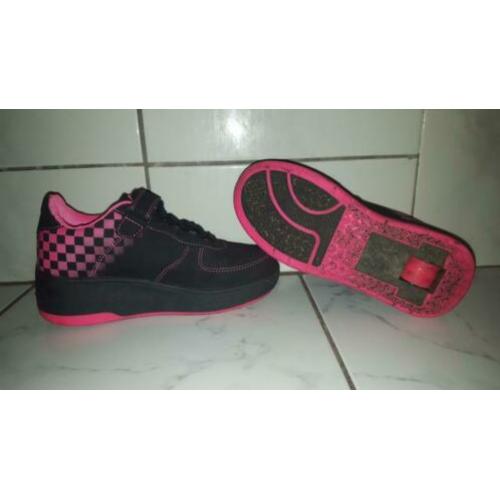 Heelys zwart/roze mt 36