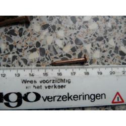 Spijkers en nagels en schroeven