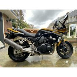 Yamaha Fazer FZS600 te koop