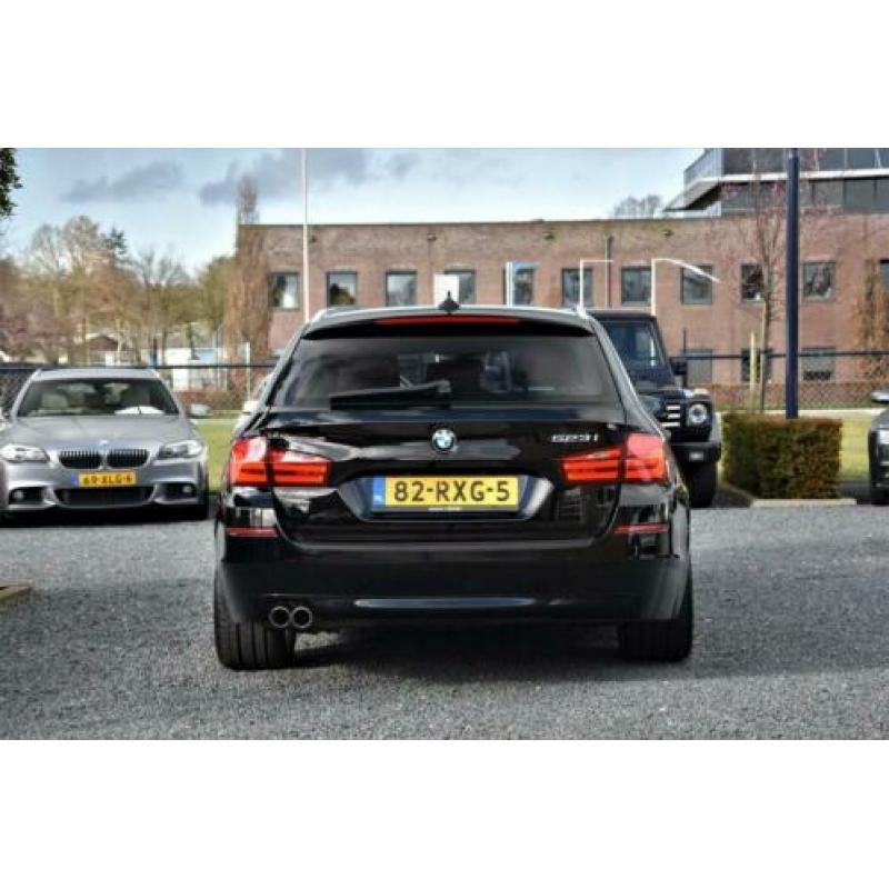 BMW 5-serie Touring 523i 3.0i Automaat Xenon 19''