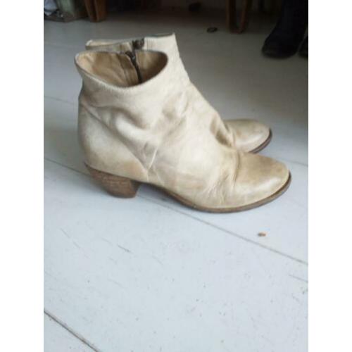 Laarsjes Officine Creative 39