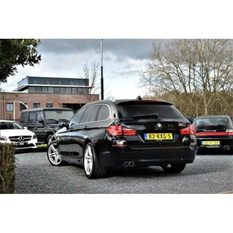 BMW 5-serie Touring 523i 3.0i Automaat Xenon 19''