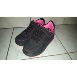 Heelys zwart/roze mt 36