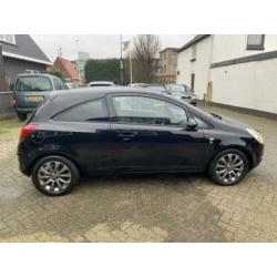 Opel Corsa 1.2-16V '111' Limited Edition met AIRCO ! NiEUWST
