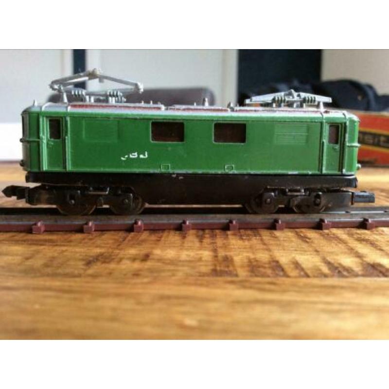 Arnold/ rapido 10027 SBB CFF geheel ijzer opbouw