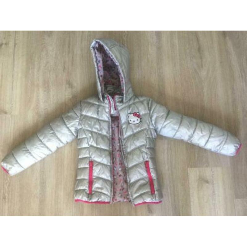 Schattige zilveren winterjas van C en A Hello Kitty maat 134