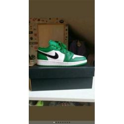 Nike air Jordan low pine green groen,36,5,Nieuw in doos!