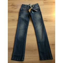 Vingino skinny jeans NIEUW maat 140 met kaartje