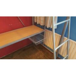 leuke hoogslaper met bureau